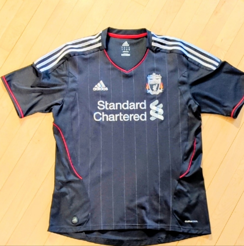 Liverpool FC Football Shirt (Away) 2011/2012 Soccer Adidas